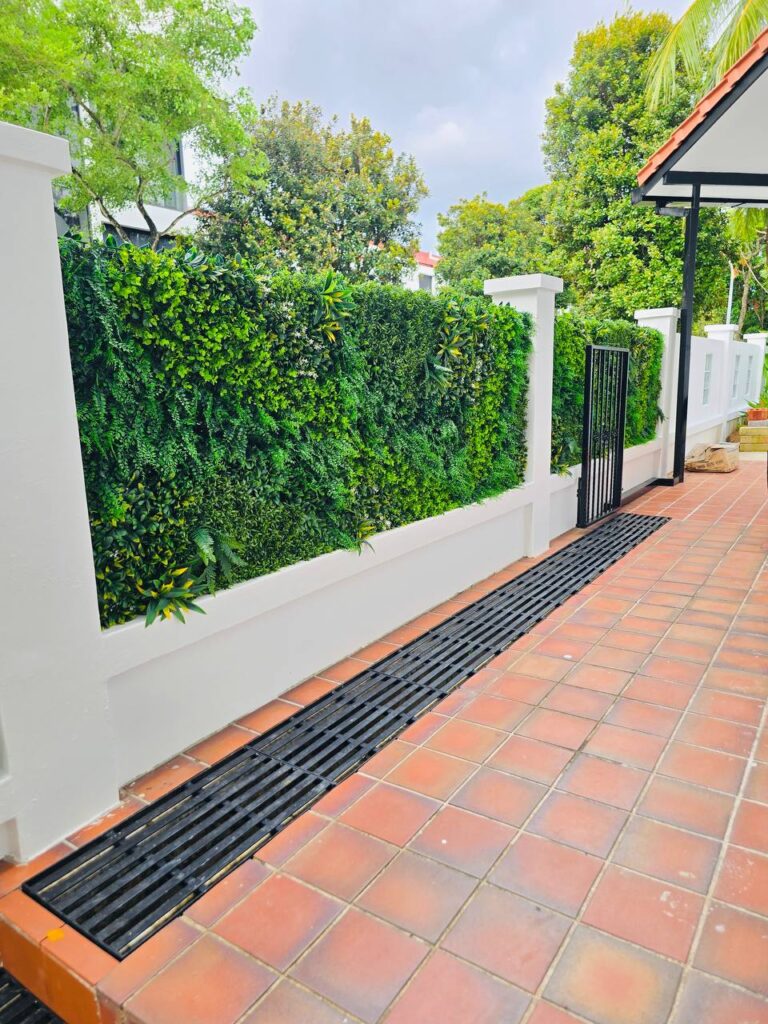 East Coast avenue wall plant 02