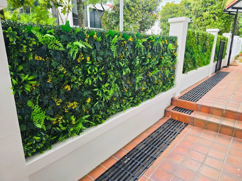 East Coast avenue wall plant