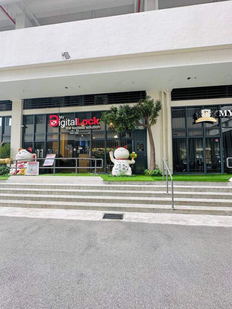 Igital Lock Large tree 02